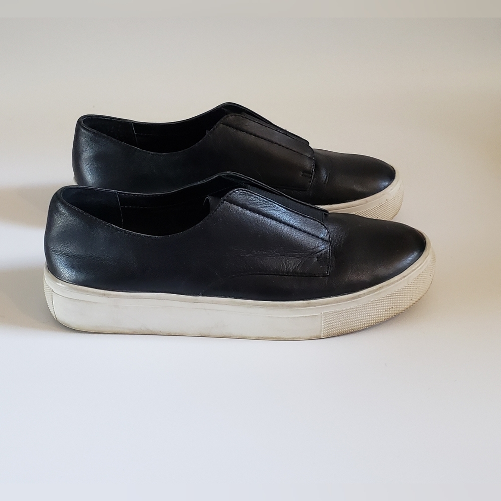 Steven by Steve Madden Garnet Women's Black Leather Slip On Shoe Size 7.…